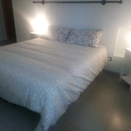 فندق مبيت وإفطار Blue *